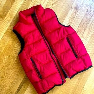 Gap puffer vest - like new, great condition!